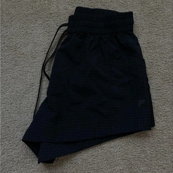 Fabletics Ribstop Short - Picture 4 of 5